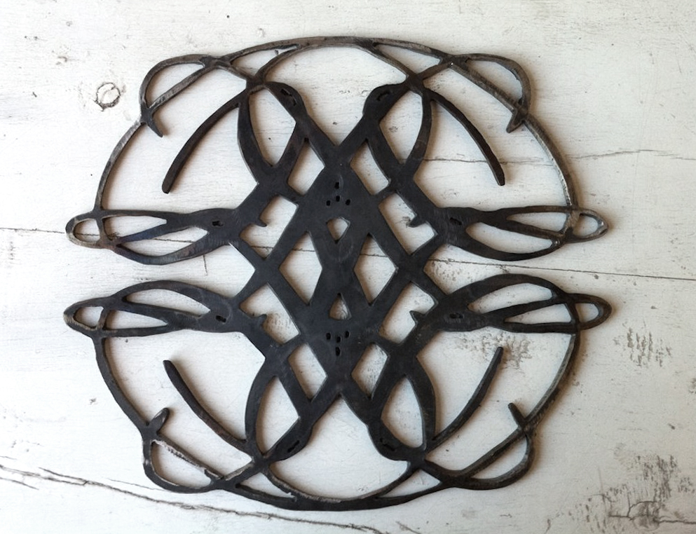 Recreo Logo Symbol in Wrought Iron